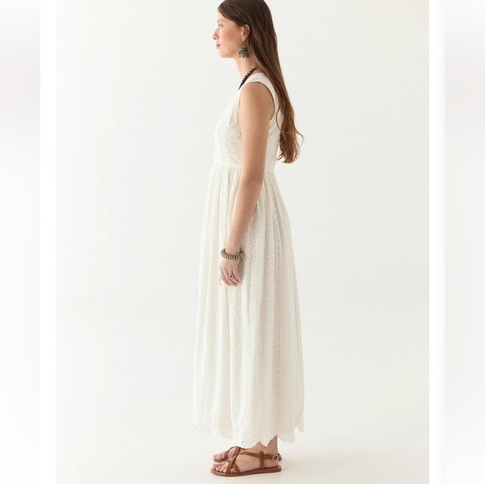NEW MAISON HOTEL amandine dress in lord byron pearl - Picture 3 of 15